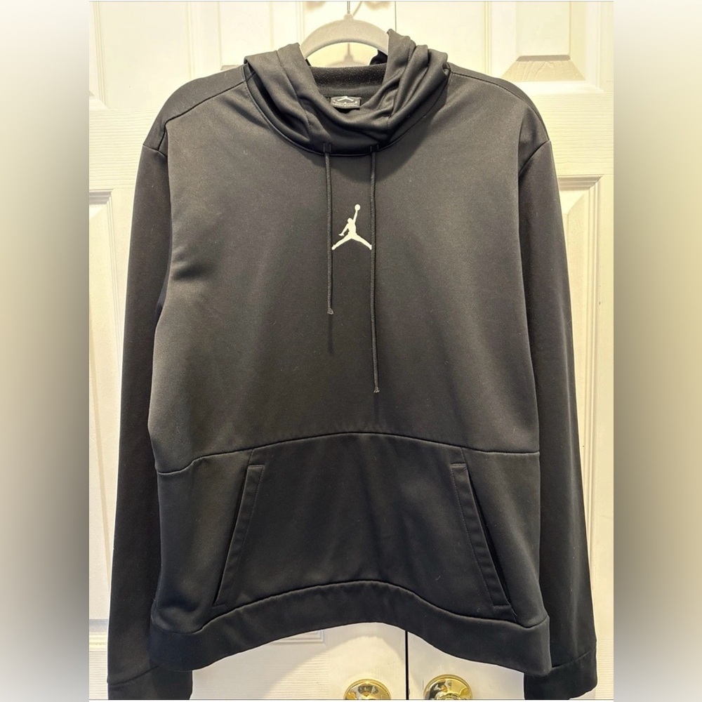 Air Jordan Black Pullover Hoodie Kangaroo Pocket Jumpman Logo Size L‎
